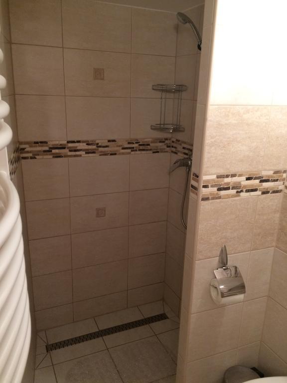 Rigo Lak Apartment Miskolc Exterior photo