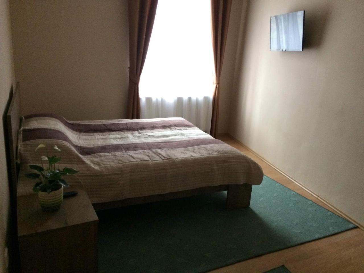 Rigo Lak Apartment Miskolc Exterior photo